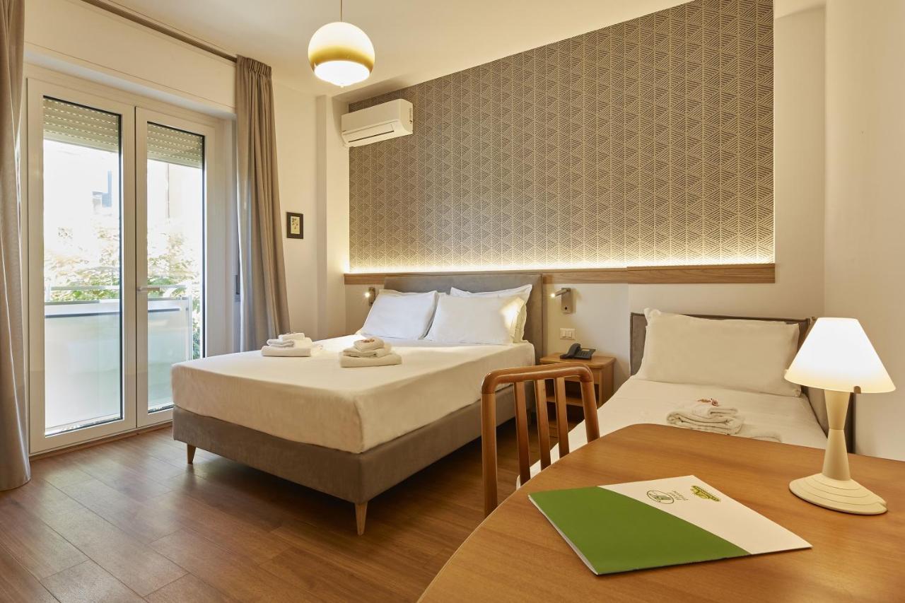 Hotel Tritone Senigallia Exterior foto