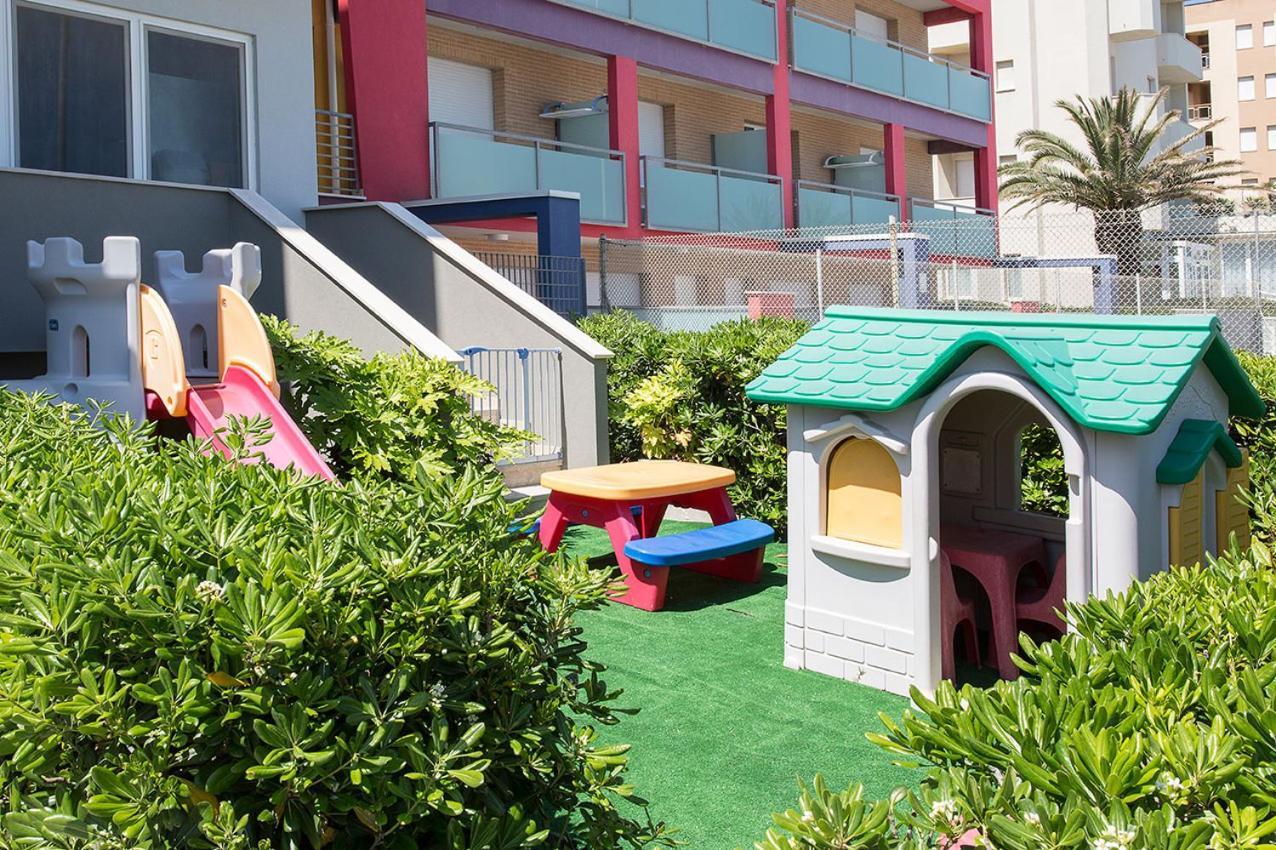 Hotel Tritone Senigallia Exterior foto